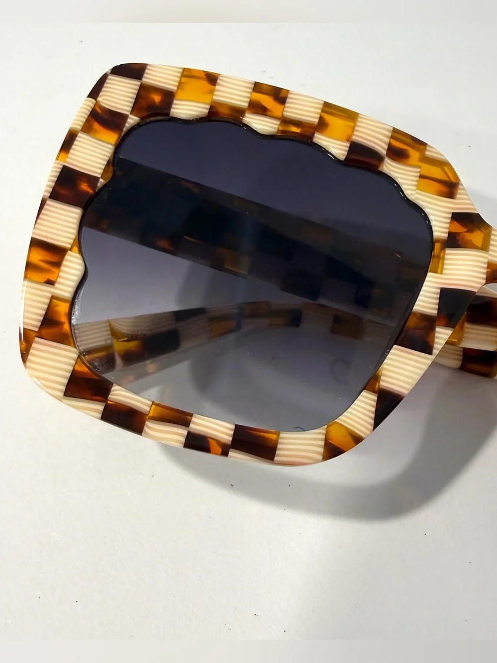 KREWE Elizabeth Tortoise Shell Square Sunglasses Women’s Discontinued